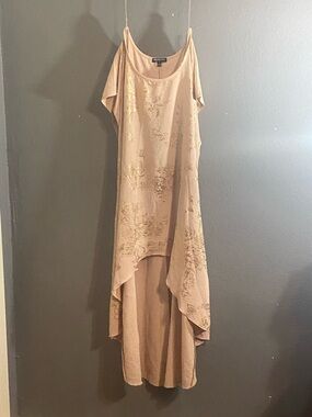 cha cha vente Beige High-Low Floral Slip Dress